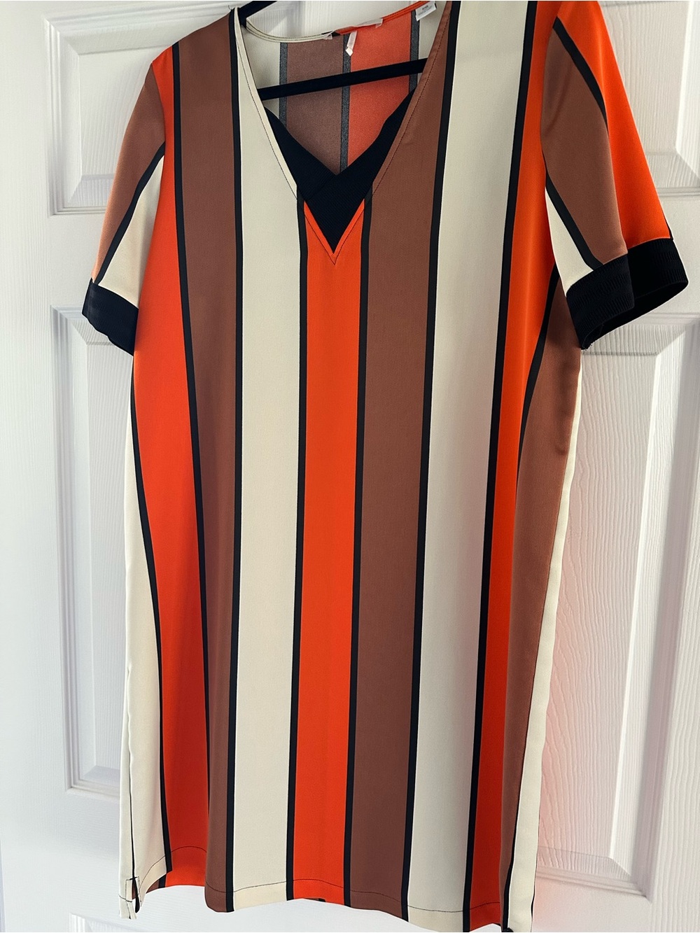 Scotch & Soda V-Neck Dress in Orange, Brown & Cream - Cleveland Browns! - Picture 4 of 15